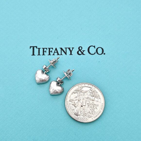 Vintage Tiffany & Co. Paloma Picasso Diamond 18k Hammered Heart Dangle Earrings - Picture 7 of 9